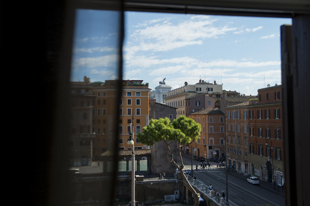 Torre Argentina Relais - Residenze Di Charme Hotel Rome Exterior photo